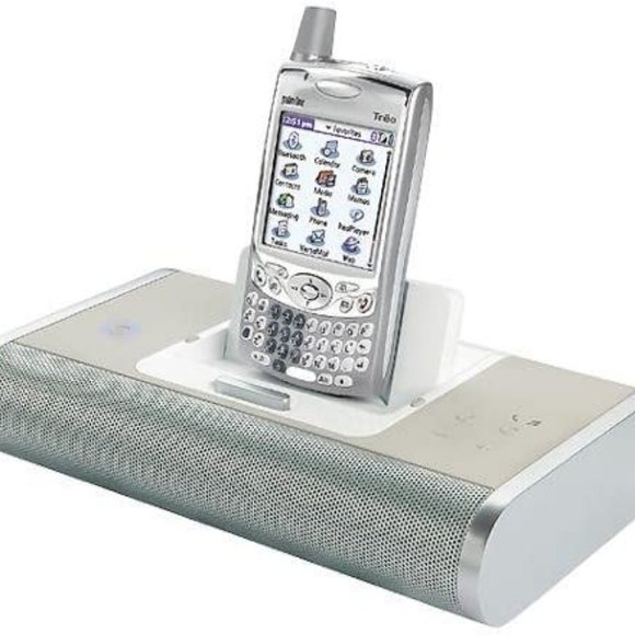 Altec Lansing InMotion Palm Speaker Dock